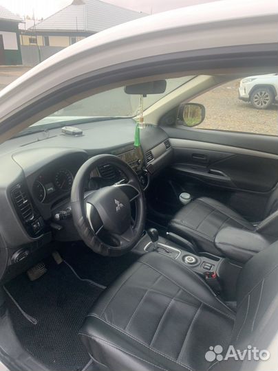 Mitsubishi Outlander 2.0 CVT, 2012, 197 000 км