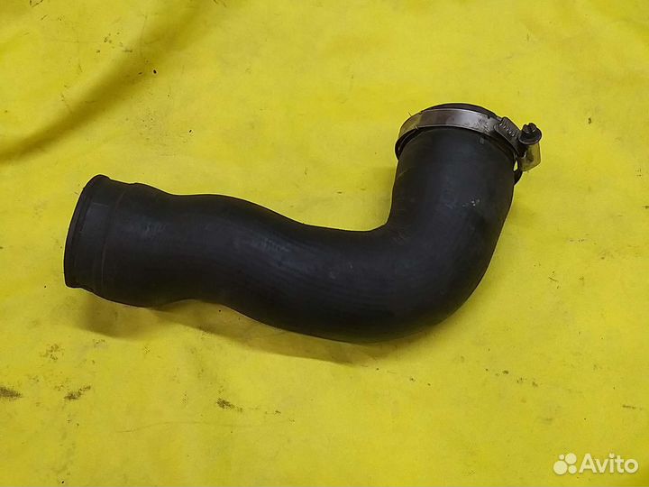 Патрубок интеркулера Volkswagen Passat B7