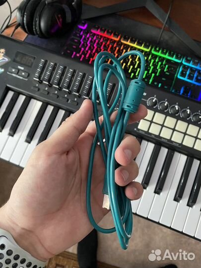 Midi клавиатура Novation Launchkey 49