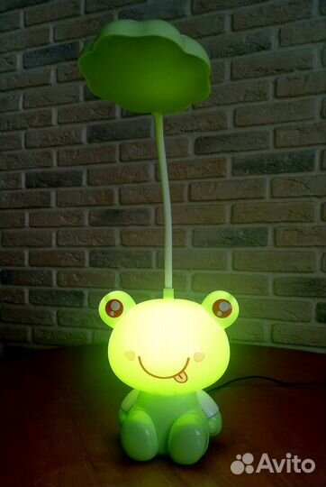 Лампа настольная, светильник, ночник