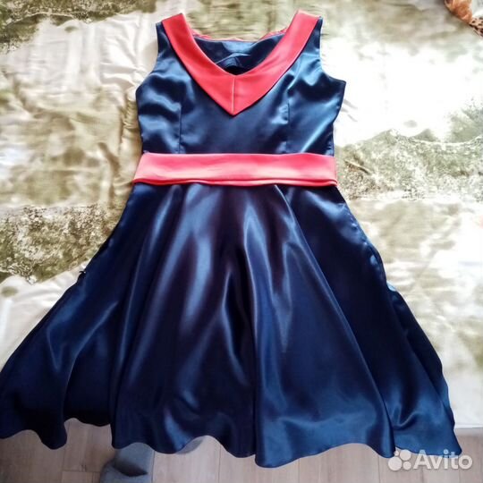 Распродажа платьев