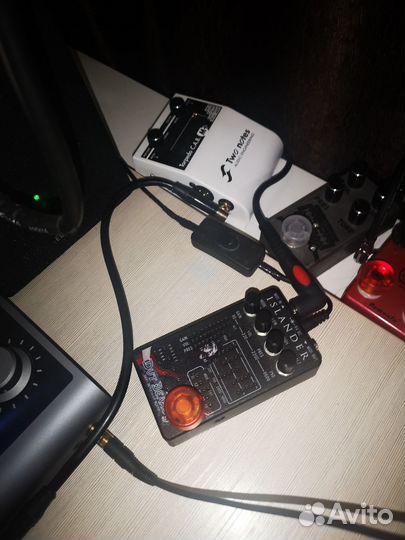 Гитарный преамп Dut Beardy Islander MK2