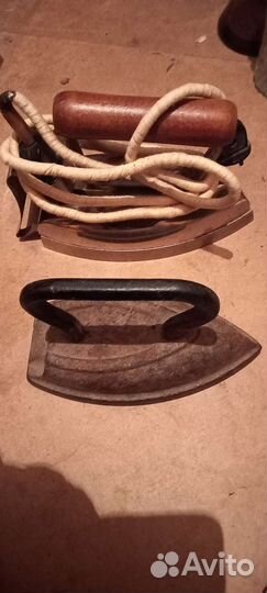 Утюги старинные, чугунный