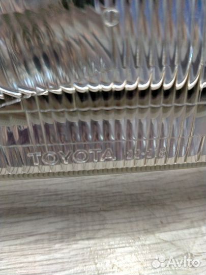 Фары комплект Toyota Mark Ii GX90 1GFE 1996.03