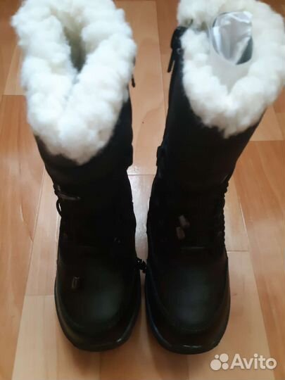 Босоножки новые