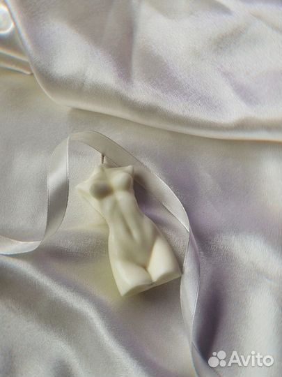 Свеча «Женское тело»