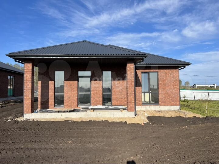 Дом 107 м² на участке 8,3 сот.