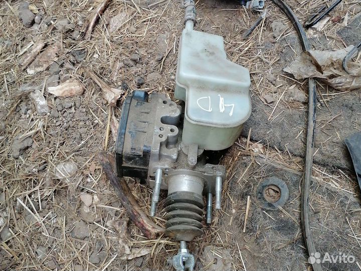 Главный тормозной цилиндр Honda civic 8