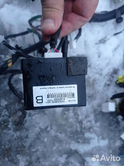 Блок электронный тайота рав 4