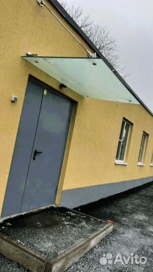 Козырек стеклянный