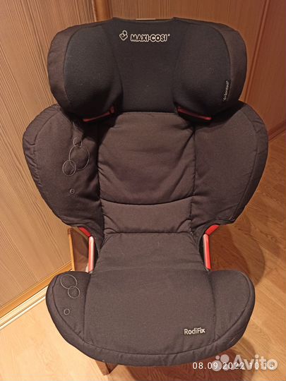 Детское автокресло 9 до 36 кг maxi cosi бу