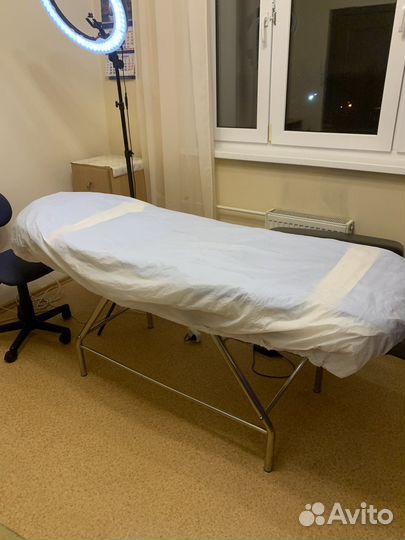 Кушетка косметологическая.Массажный стол