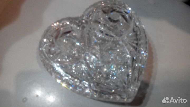 Шкатулка хрустальная