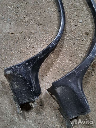 Накладка крыла задний правый BMW E53