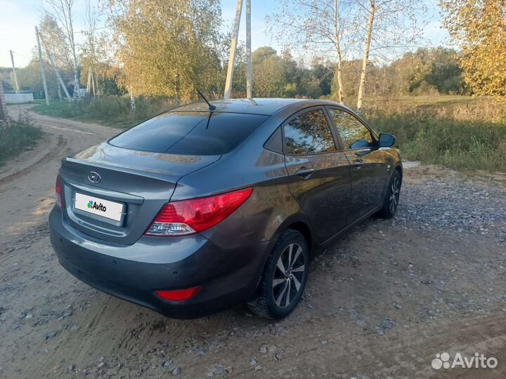 Hyundai Solaris 1.6 AT, 2011, 166 000 км