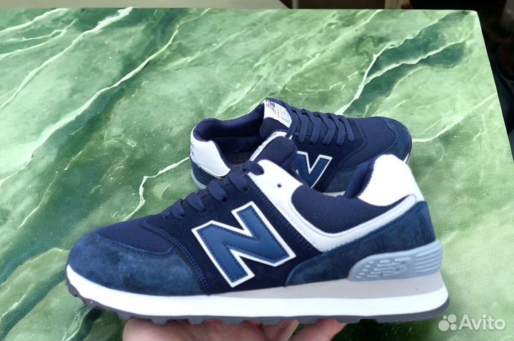 Кроссовки мужские 42 размер