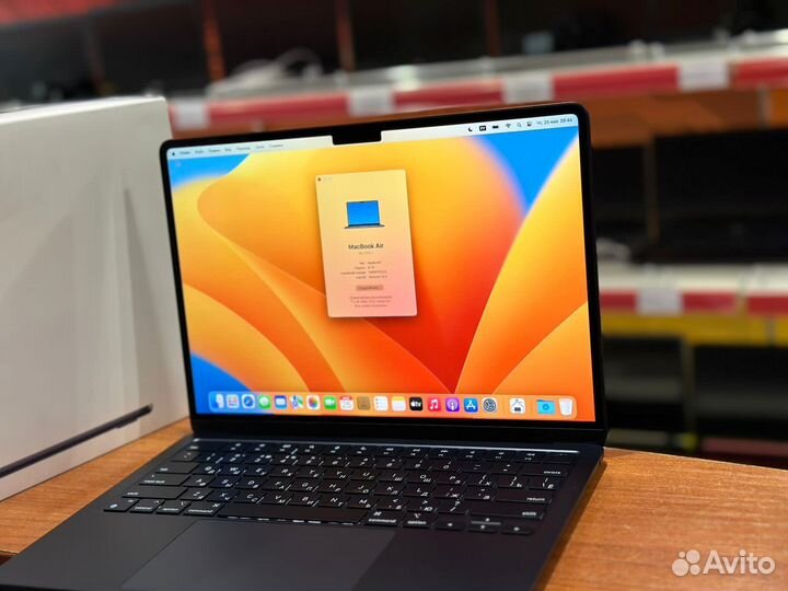 MacBook Air 2022 — M2, 8Gb, 256Gb