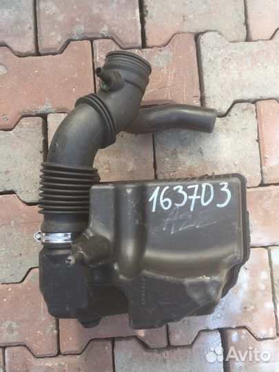 Корпус воздушного фильтра Renault Scenic 2