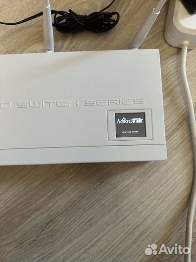 Маршрутизатор MikroTik CRS125-24G-1S-2HnD-iN