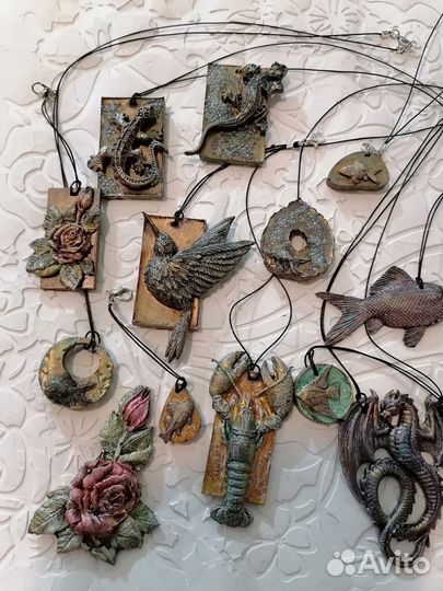 Брелоки, кулоны