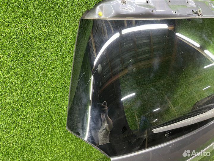 Дверь багажника Цвет-1E9 задняя Toyota Wish ZNE14