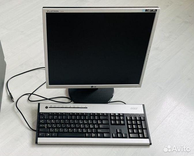 Монитор lg l1952s,клавиатура acer,процессор acer