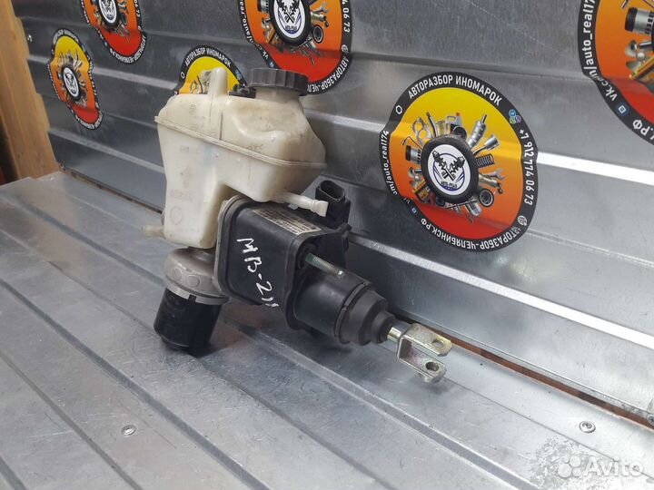 Вакуумный усилитель тормозов Mercedes-Benz W211