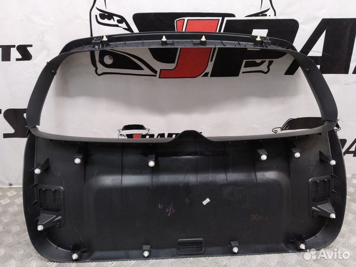 Обшивка двери багажника Mitsubishi ASX I (2010—201