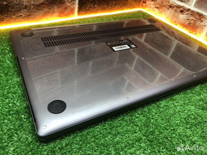 Z.12055 Flaptop F+ Amd ryzen 5 2.3ghz 8/250ssd