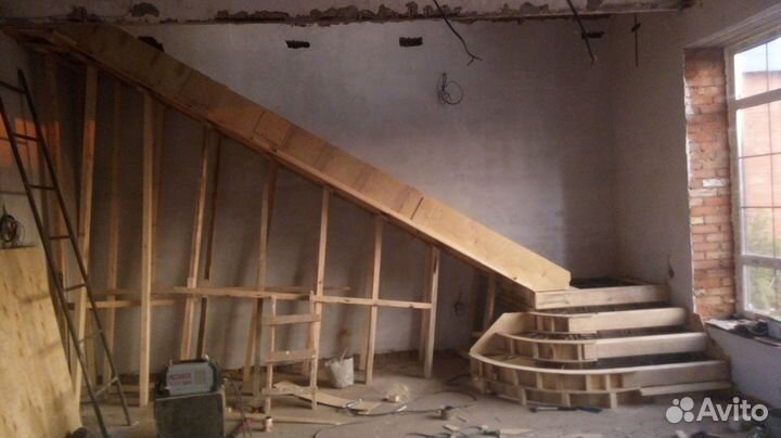 Бетонные лестницы в дом