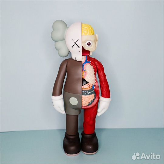 Фигурка kaws