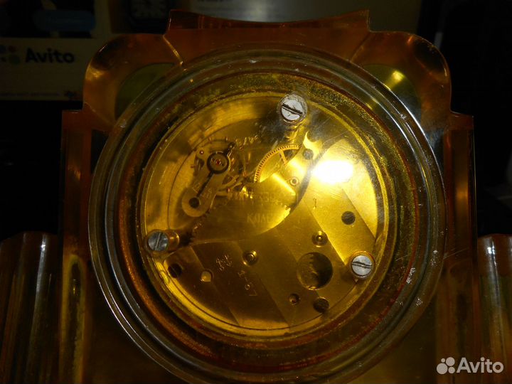 Продам настольные часы
