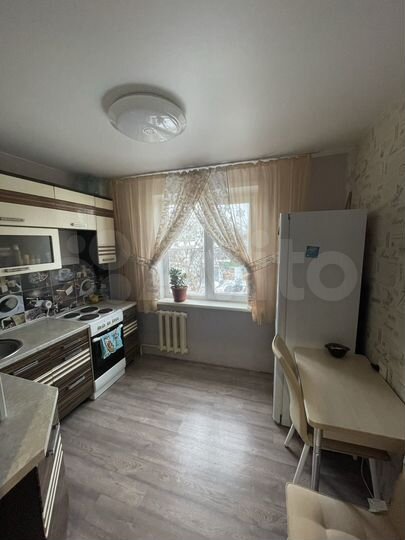 2-к. квартира, 50 м², 3/9 эт.