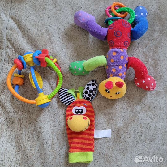 Игрушки погремушки