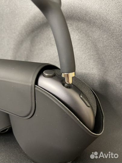 Наушники Apple AirPods Max