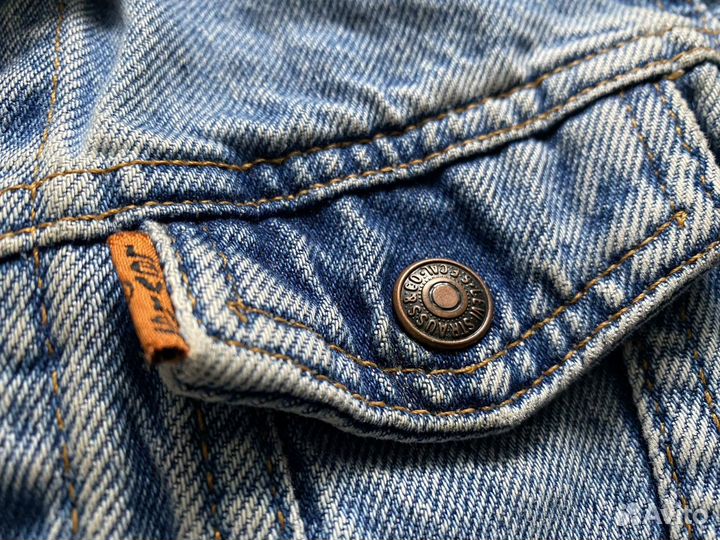 Джинсовая куртка Levi's