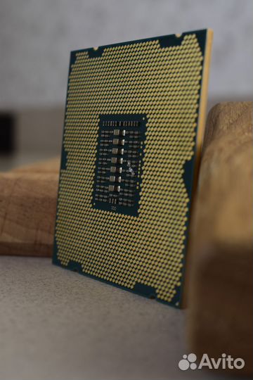 Процессор Intel Xeon e5 2680 V2