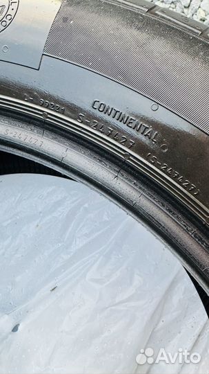 Continental ContiPremiumContact 5 215/55 R17 94