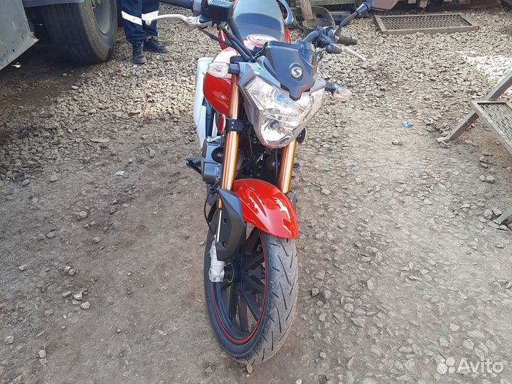 Stels flame 200