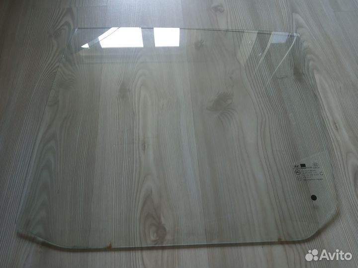 Стекло левой задней двери Hyundai Getz без рамки