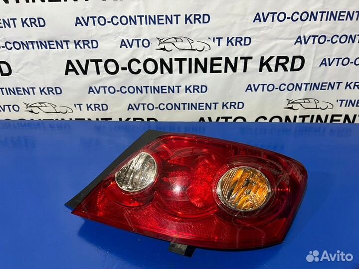 Стоп правый Toyota Mark X GRX120 4GR