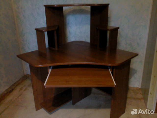 Компьютерный стол