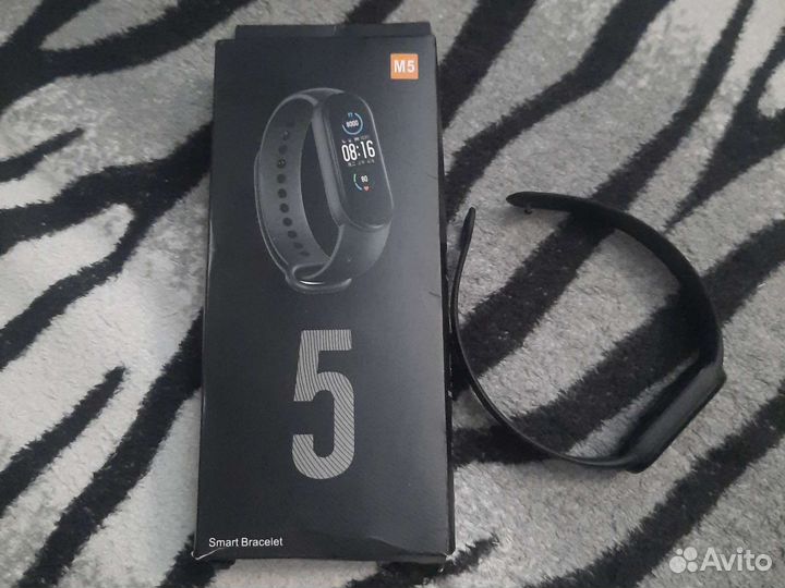 Фитнес браслет Xiaomi mi band 5