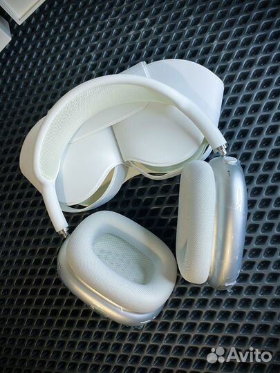 AirPods Max