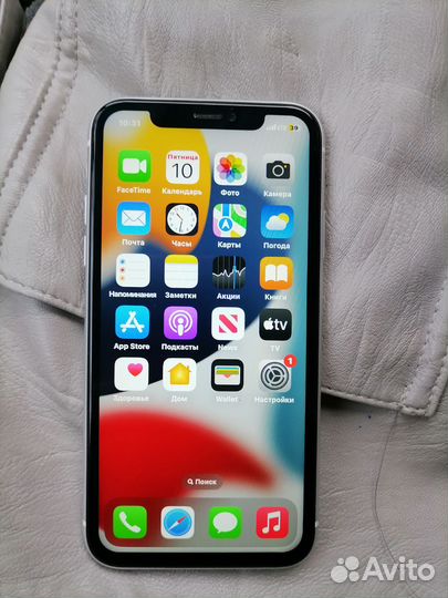 iPhone Xr, 64 ГБ