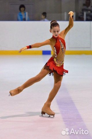 Тренер по фигурному катанию