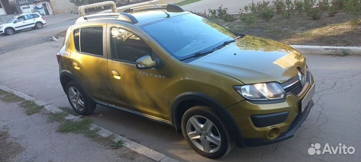 Renault Sandero Stepway 1.6 AT, 2016, 141 800 км