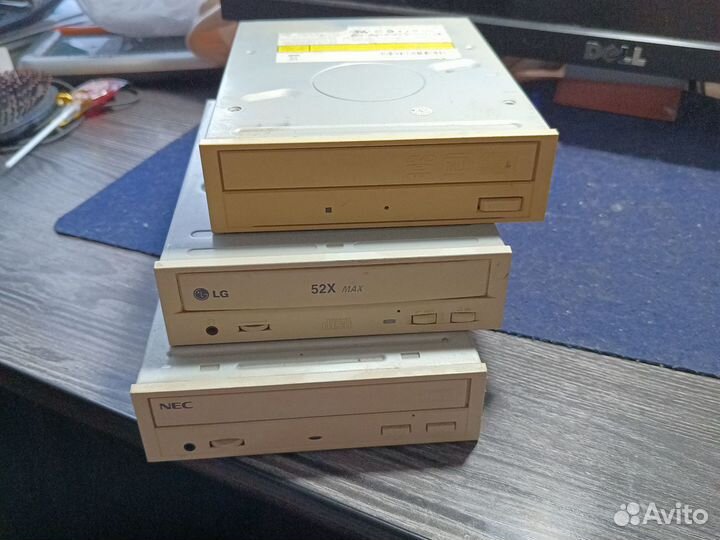 CD-R, DVD-RW привод