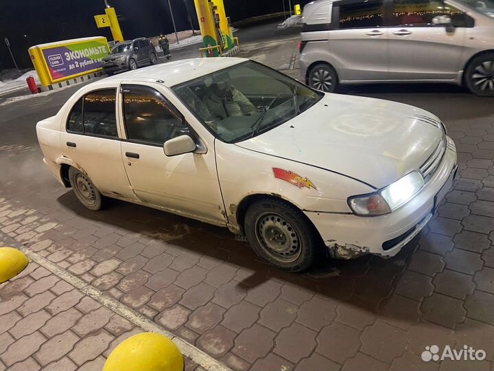 Nissan Pulsar 1.5 AT, 1997, 200 000 км
