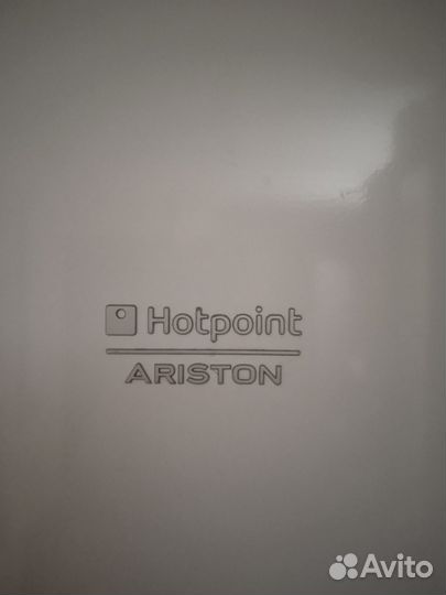Холодильник бу ariston